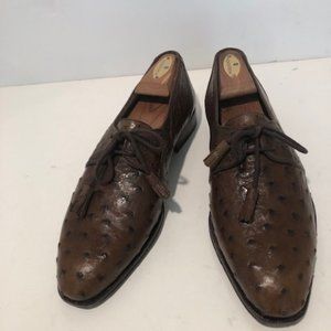 Full quill ostrich two eyelet Derby shoes